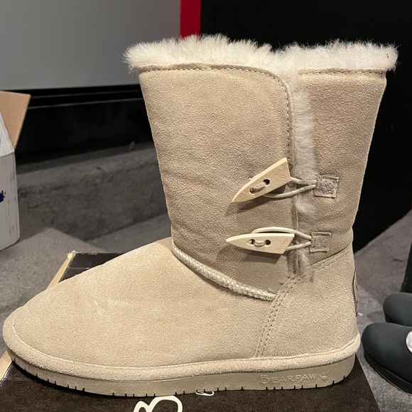 Bearpaw Abigail Boots with Box - Picture 1 of 7